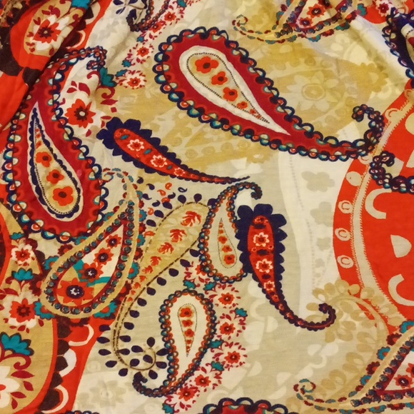 Rue21 women's top sleeveless - Picture 3 of 4